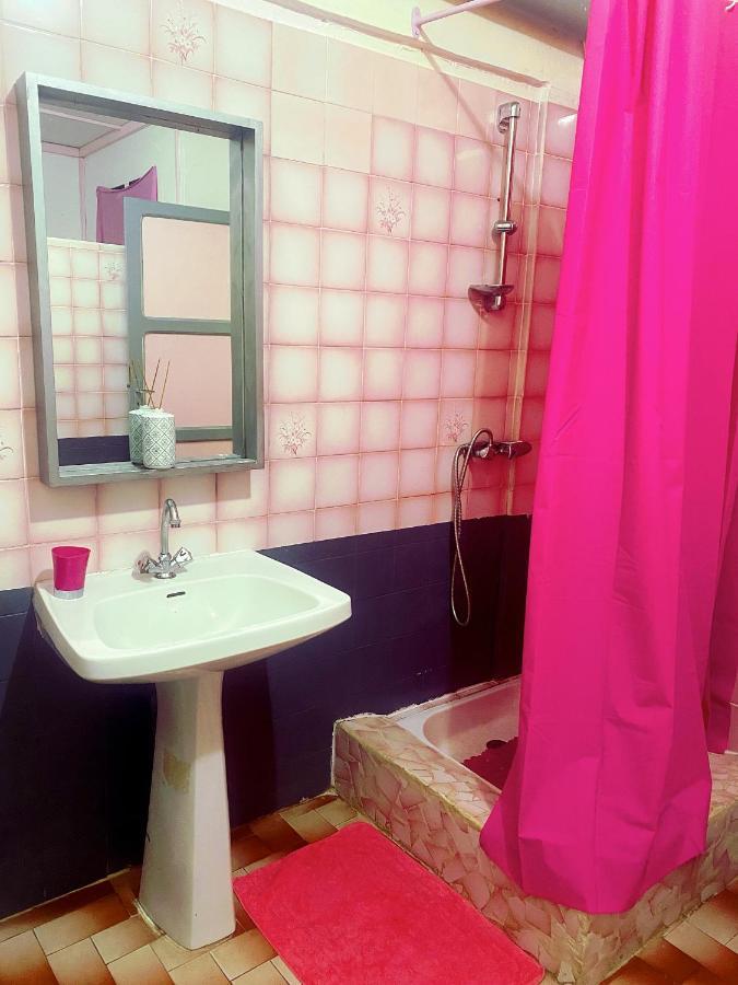 Auberge K-Wan Hostel - Proche Plages Deshaies Eksteriør billede