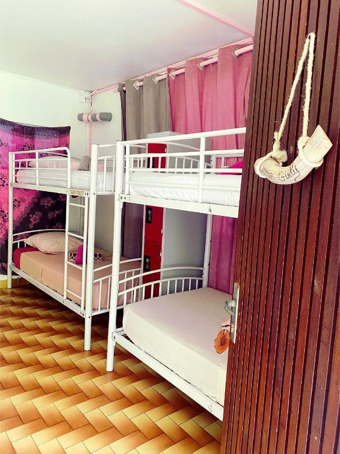 Auberge K-Wan Hostel - Proche Plages Deshaies Eksteriør billede