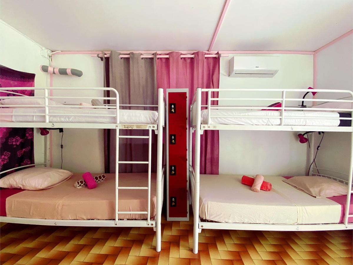 Auberge K-Wan Hostel - Proche Plages Deshaies Eksteriør billede
