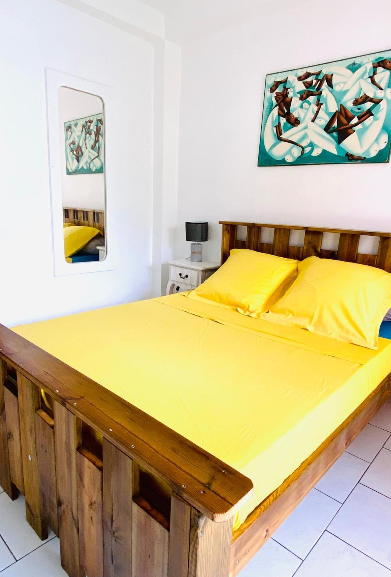 Auberge K-Wan Hostel - Proche Plages Deshaies Eksteriør billede