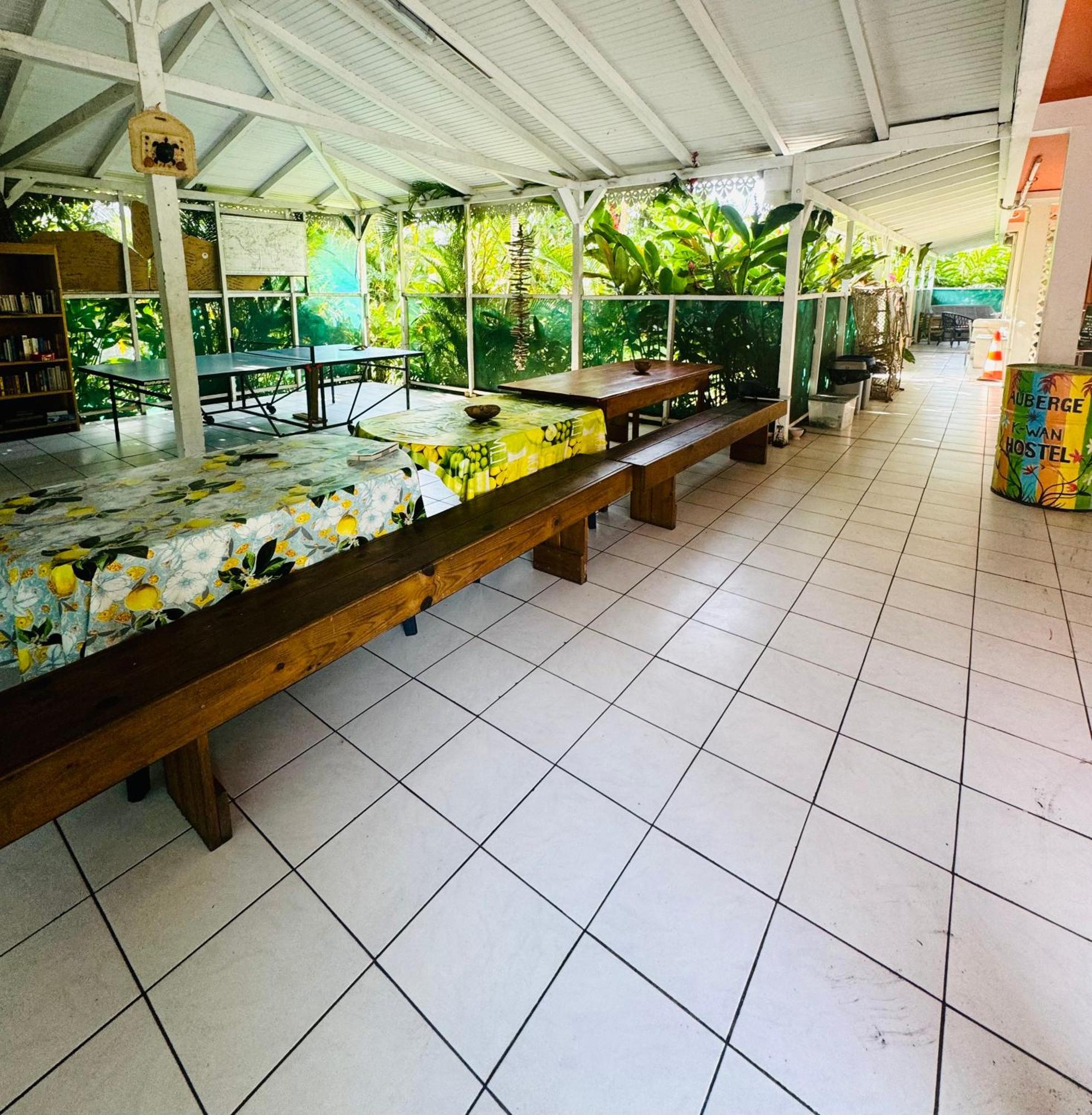 Auberge K-Wan Hostel - Proche Plages Deshaies Eksteriør billede